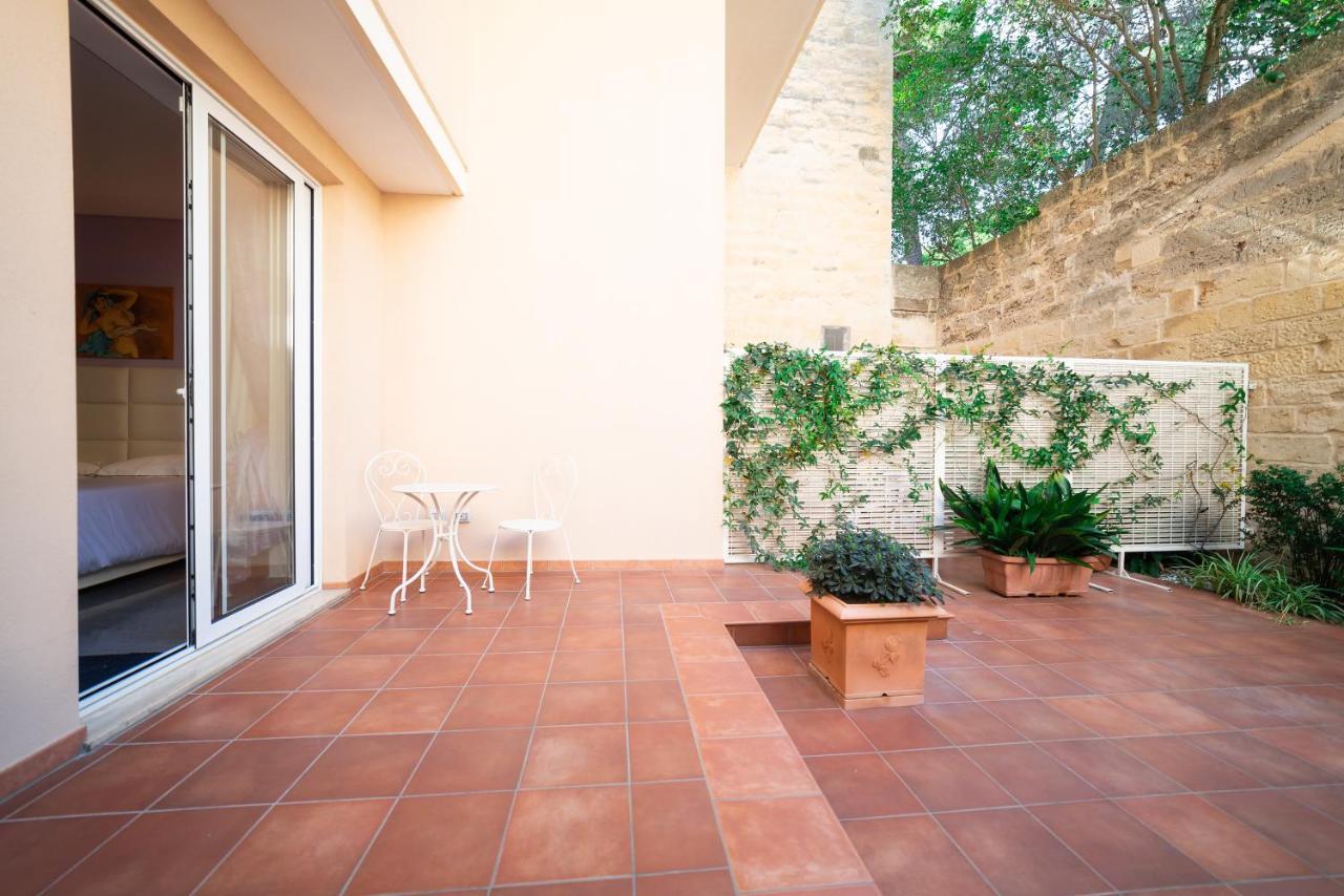 Palazzo Leo Suite And Apartment Lecce Exterior foto