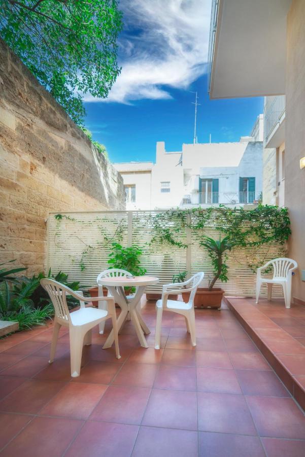 Palazzo Leo Suite And Apartment Lecce Exterior foto