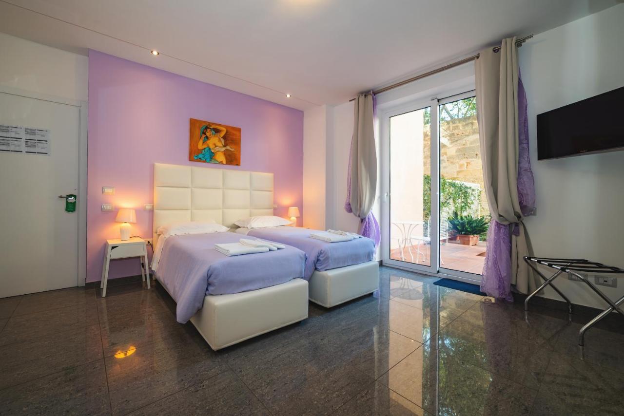 Palazzo Leo Suite And Apartment Lecce Exterior foto