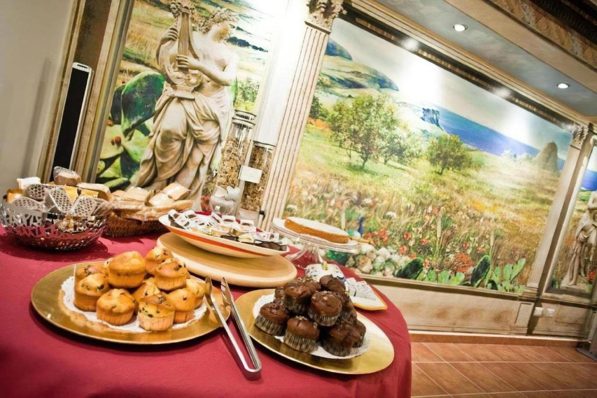 Palazzo Leo Suite And Apartment Lecce Exterior foto
